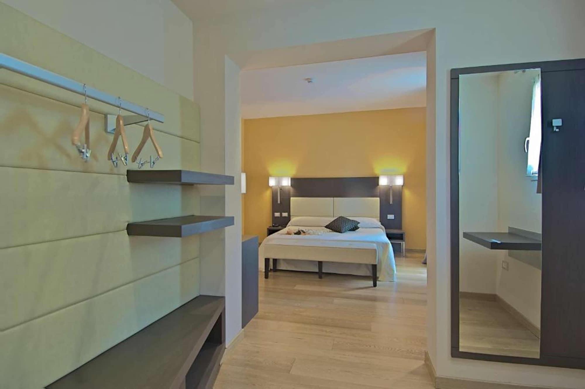Zen Hotel Versilia Marina di Pietrasanta Luaran gambar